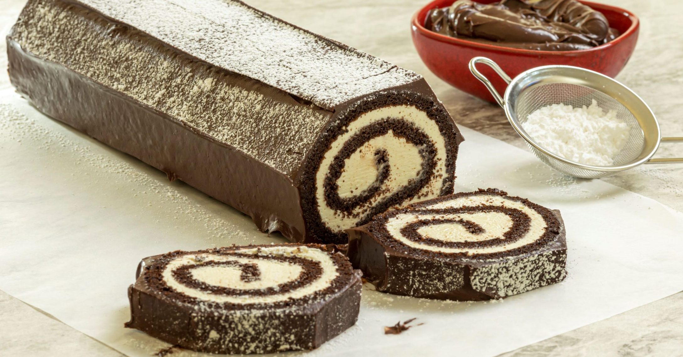 Rocambole de Chocolate com Leitinho