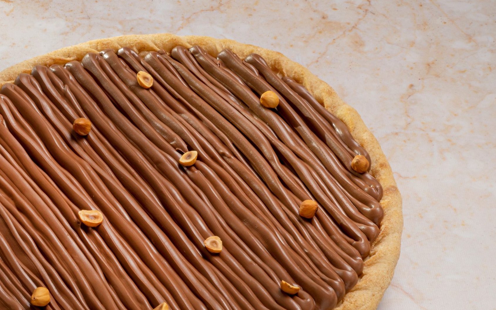 Pizza de Chocolate com Avelã